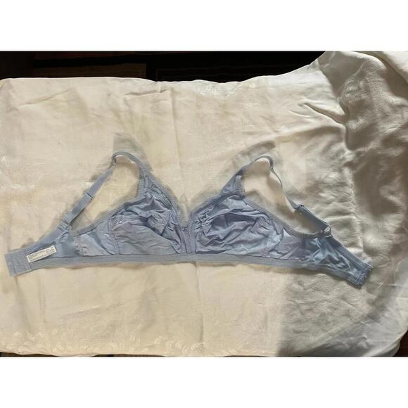 Blue 38D wireless bra - Picture 3 of 8